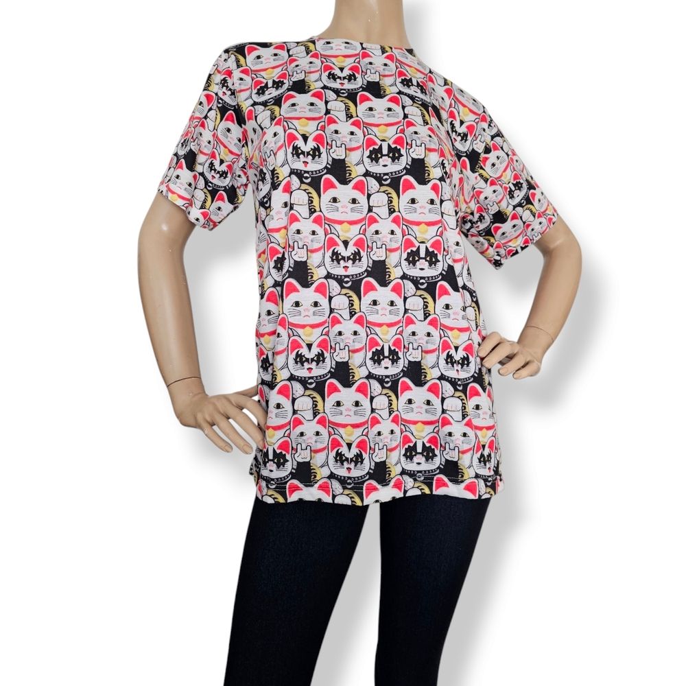 Japanese "Maneki-Neko" Lucky Cat Print Women's Top Size Large